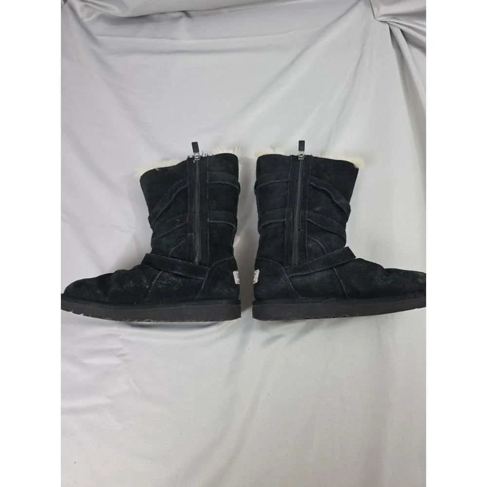 Girls Uggs Australia ~ Maddi Black  Buckle /Zip Boots ~ Big Kids Size 2 EU: 32